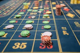 byu casino live casino and sports betting interface on a Filipino player's smartphone